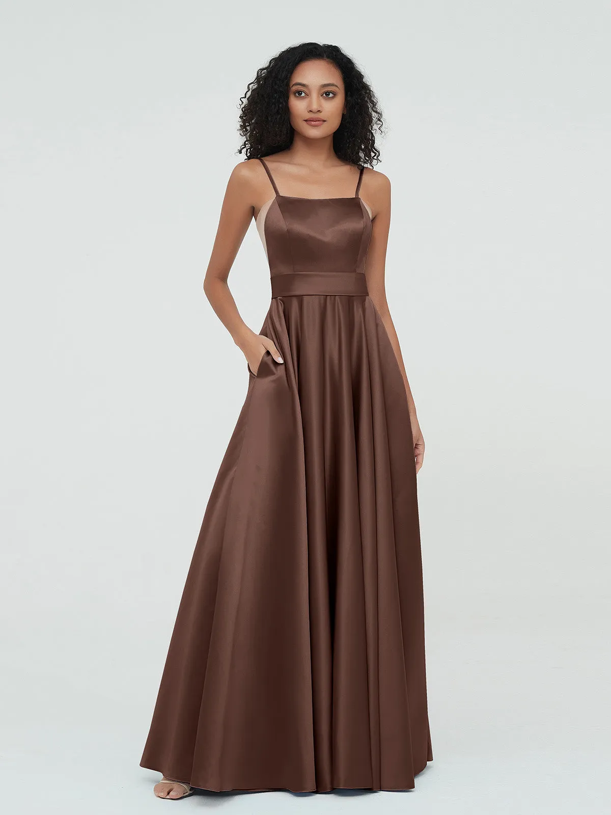 A-ligne Bretelles Spaghetti Robes Maxi en Satin Chocolat Grande Taille