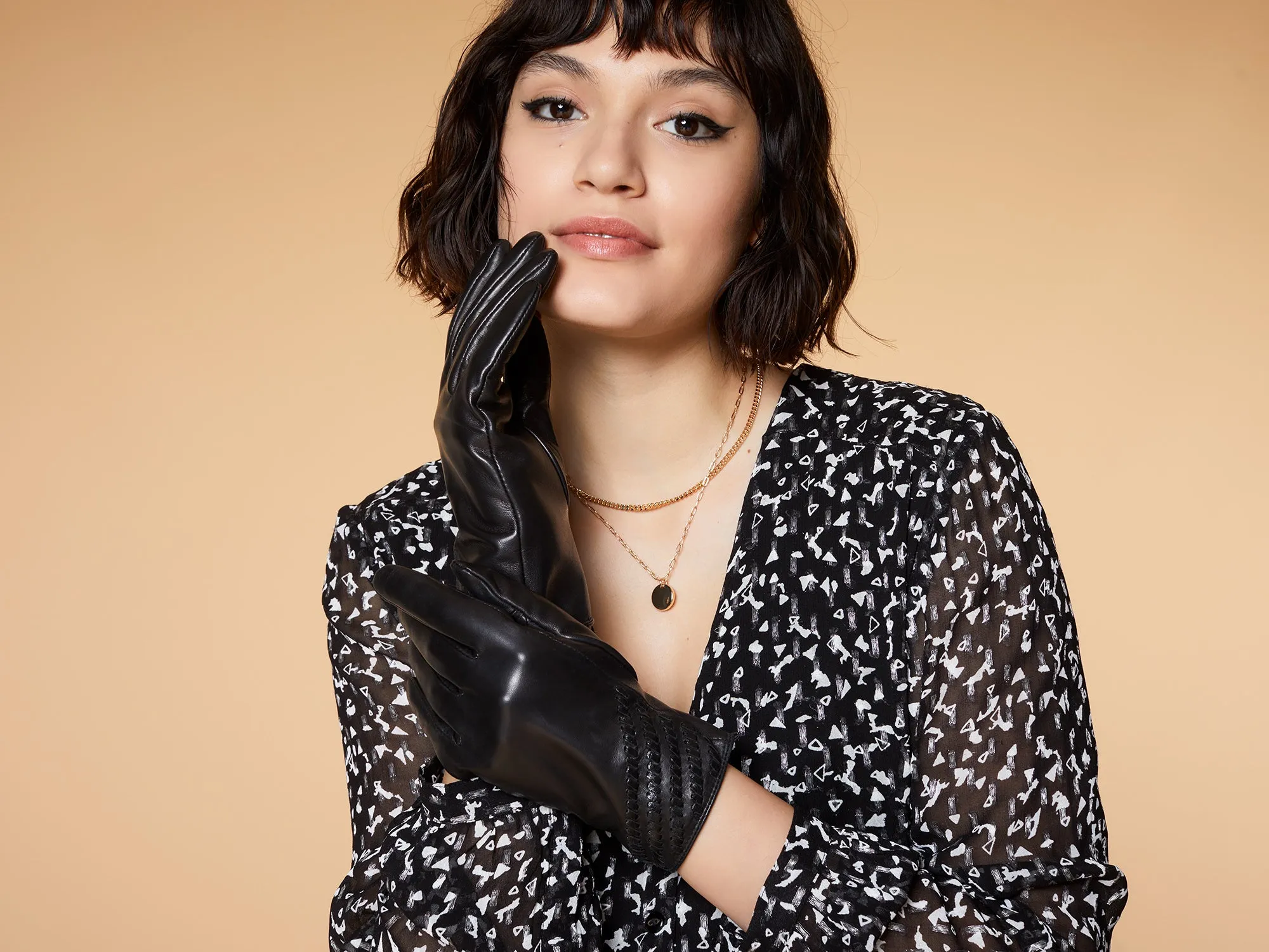ALIX - Gants noirs en cuir avec tressage