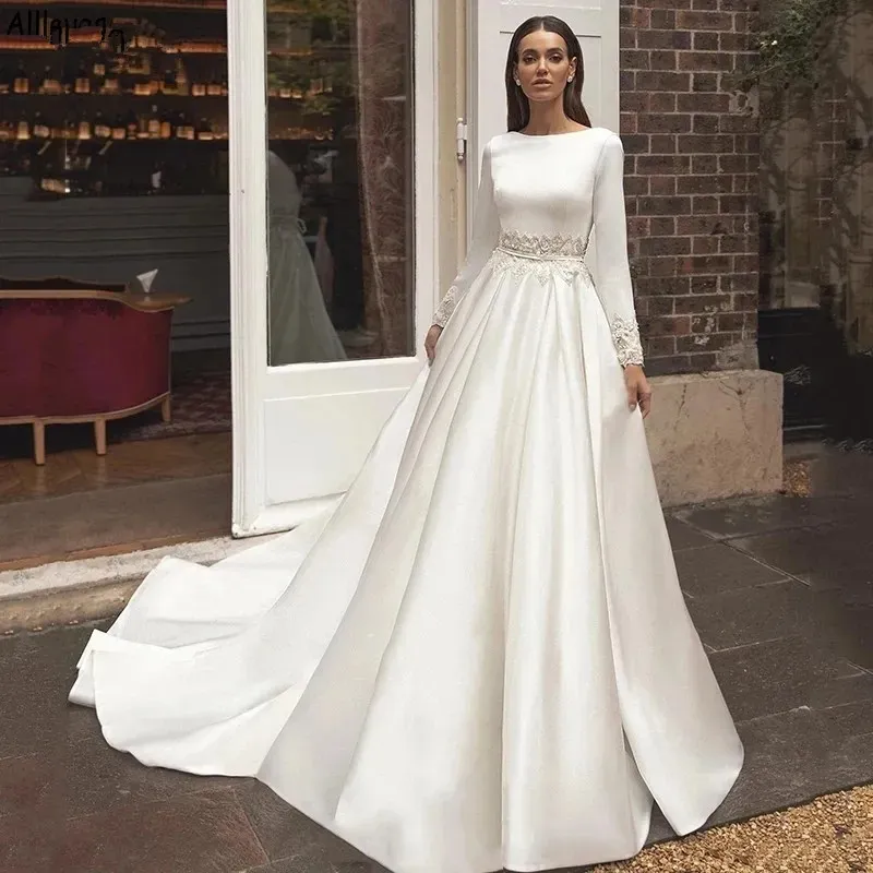 Modeste Satin A Ligne Robes De Mariée Pour La Mariée Bijou Couche Appliquée Châssis Boho Robes Nuptiales Simples Avec Des Manche